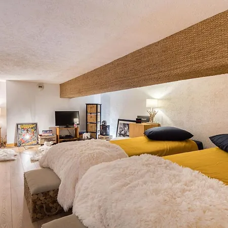 Cocoon In Apartment *